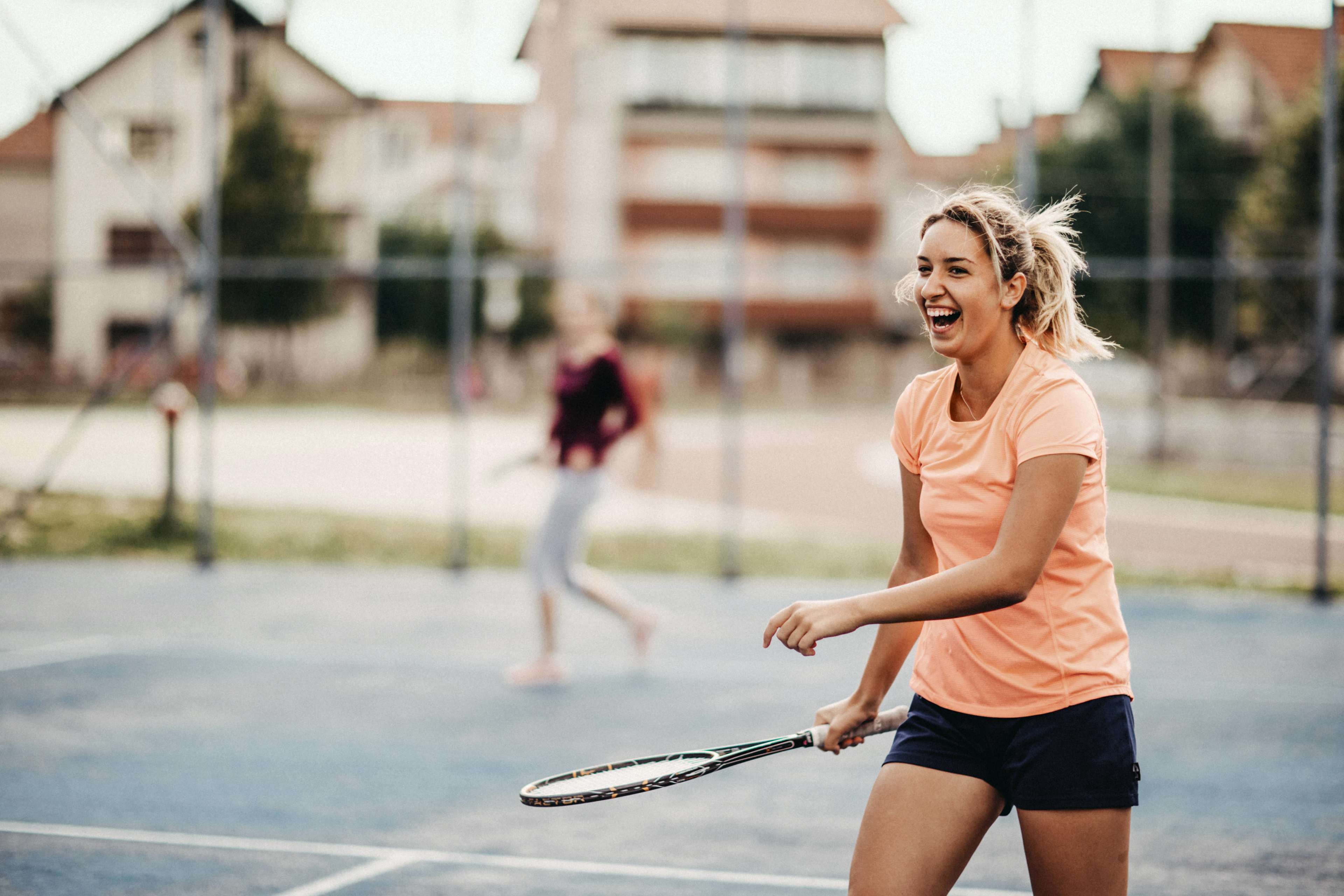 Bewegung_Tennis_Frau_Doppel_s_kz2ejt