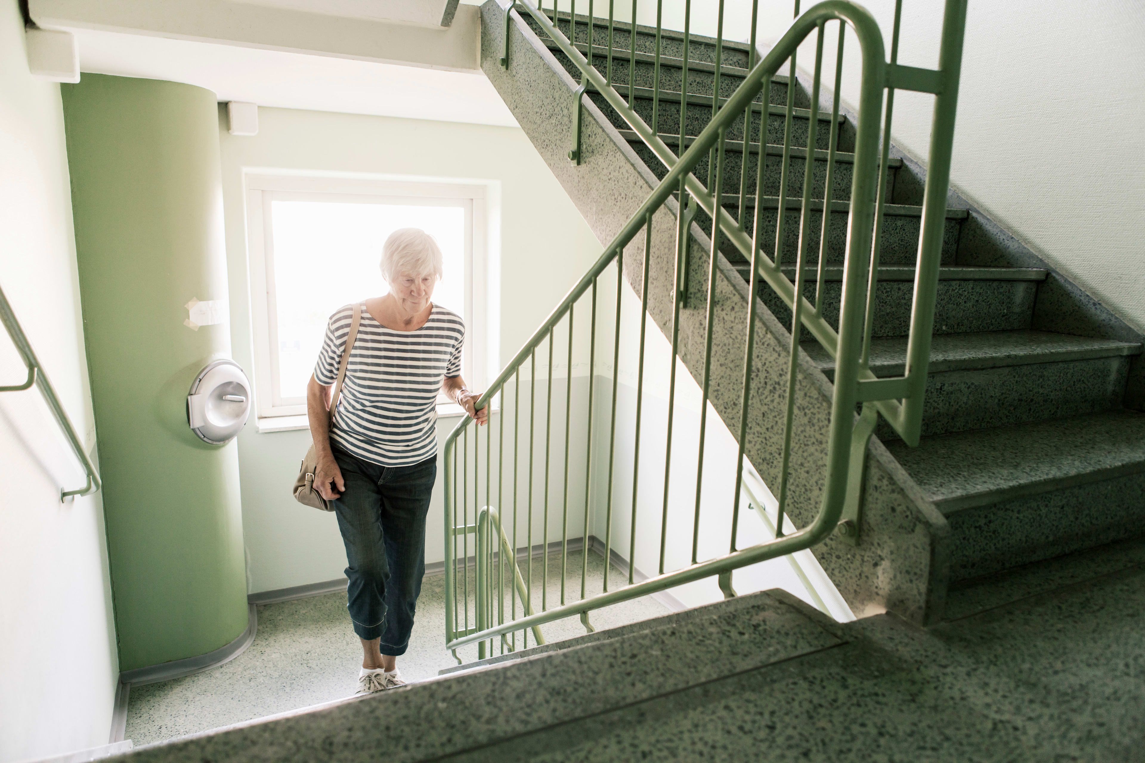 2026-08-14_GW_Blogbeitrag_Rueckengesundheit_Treppensteigen
