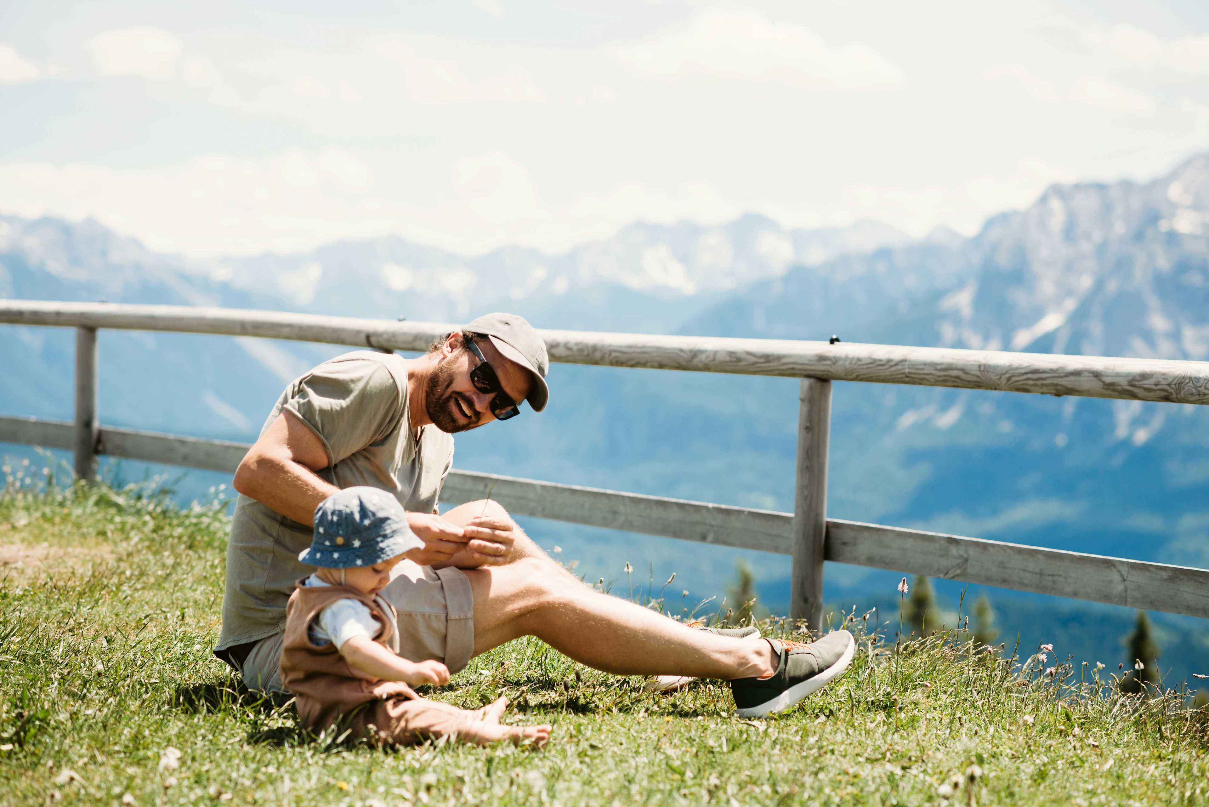Familie_Berge_Vater_Kind_s_ypwjpj