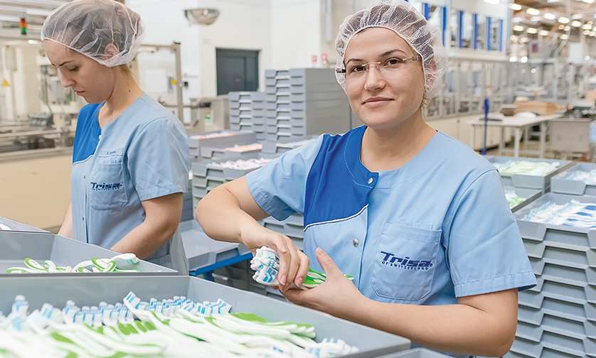 TRISA_Zahnbürsten verpacken