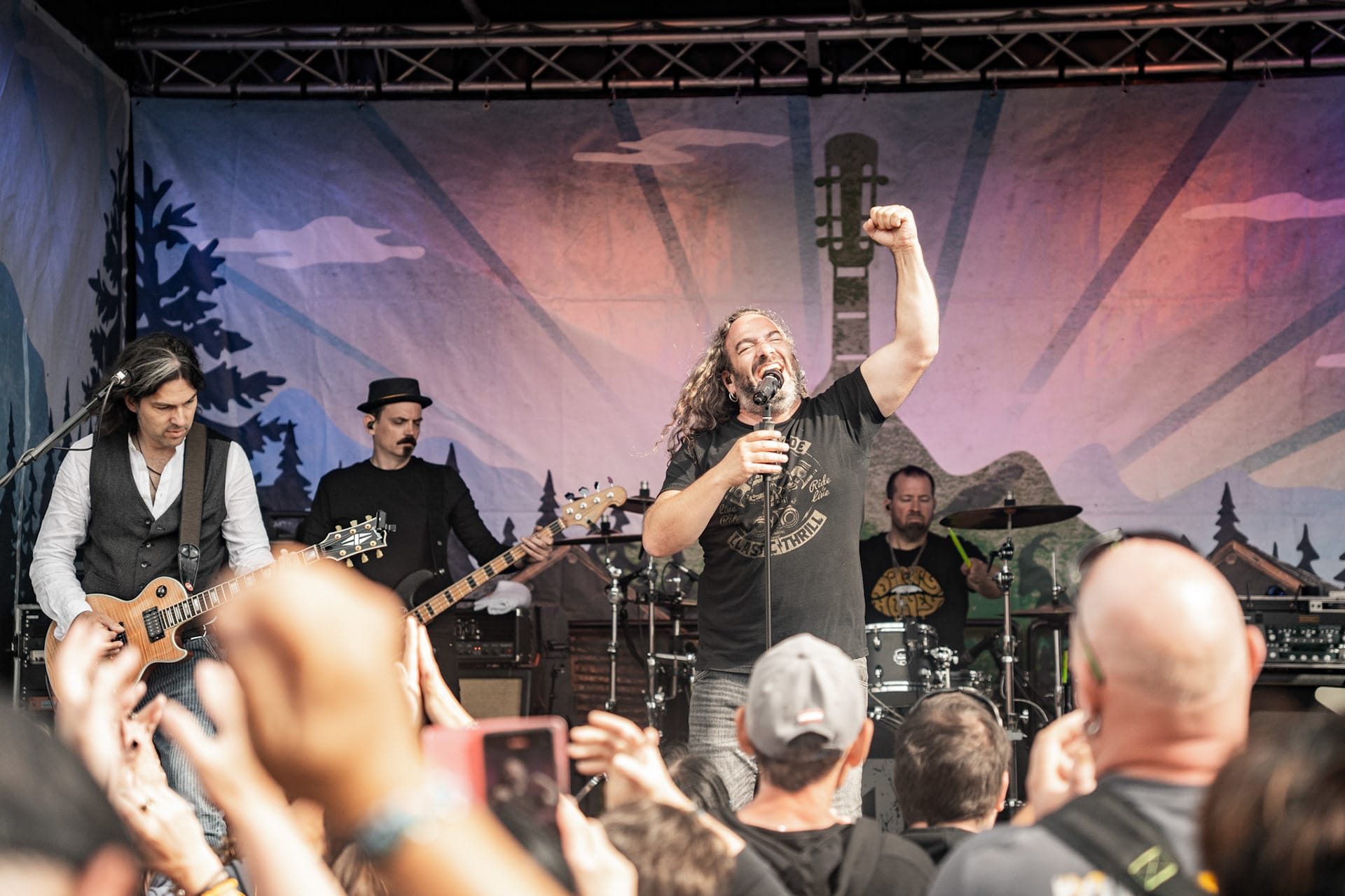 hiking-sounds-konzert-megawatt