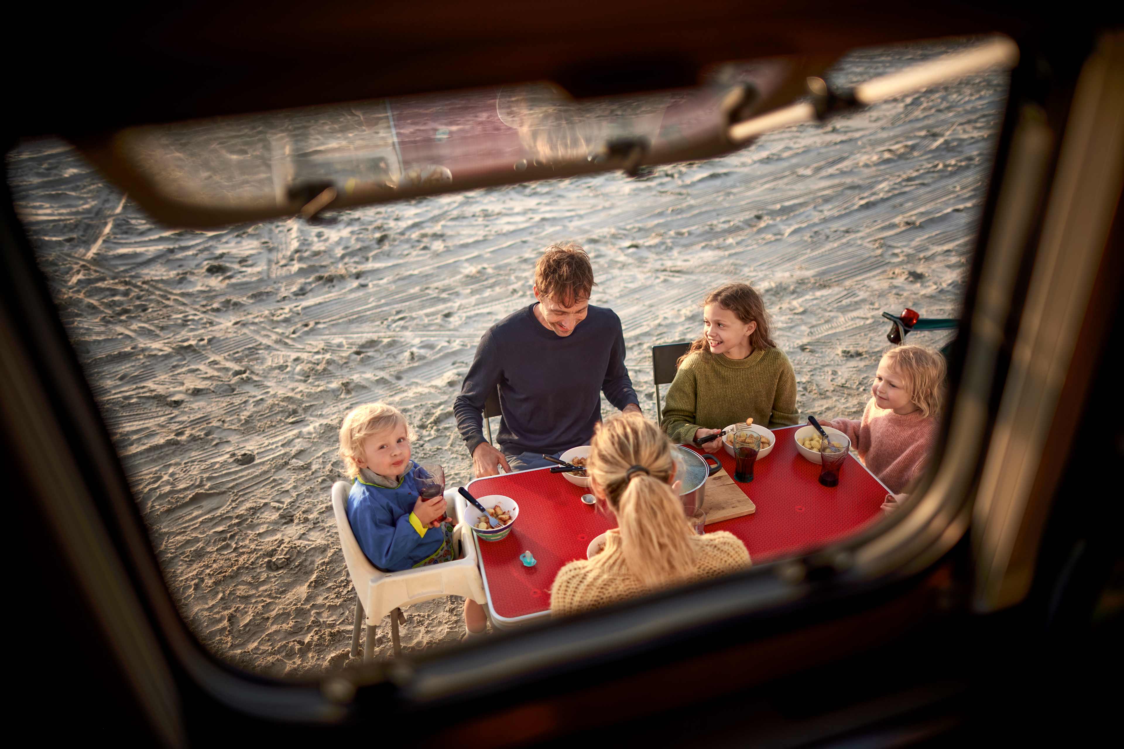 2026-07-21-gesundheitswelt-blog-koerper-outdoor-ferien-camping-getty