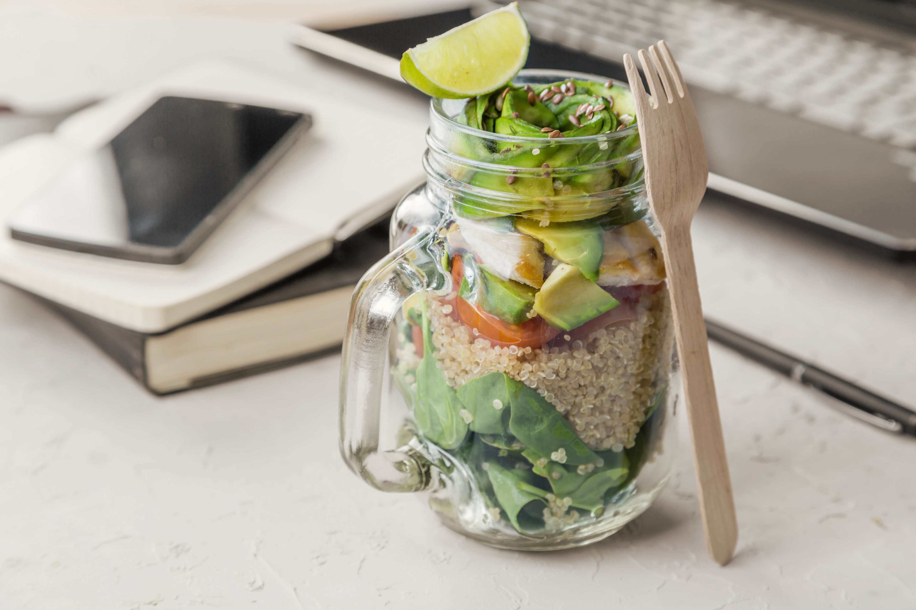 Ernaehrung_Gesund_Essen_Im_Glas_s_esqwch
